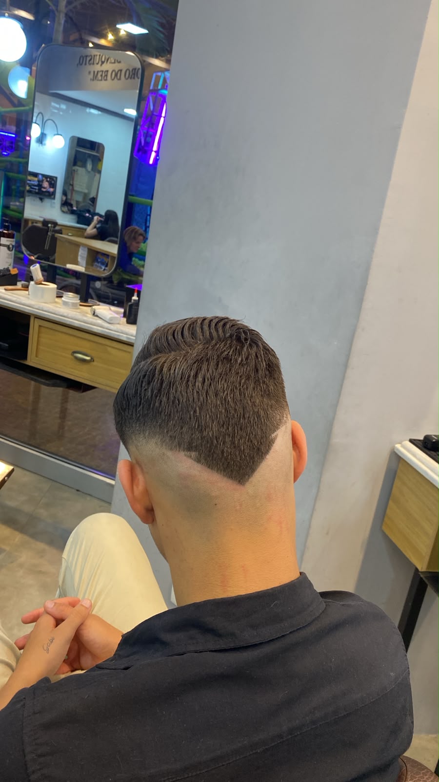 Corte com risco feito na Barber Campinas